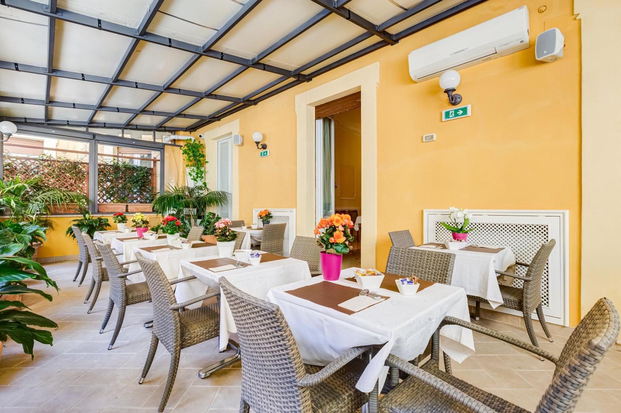 Hotel Cellini Rome Luaran gambar